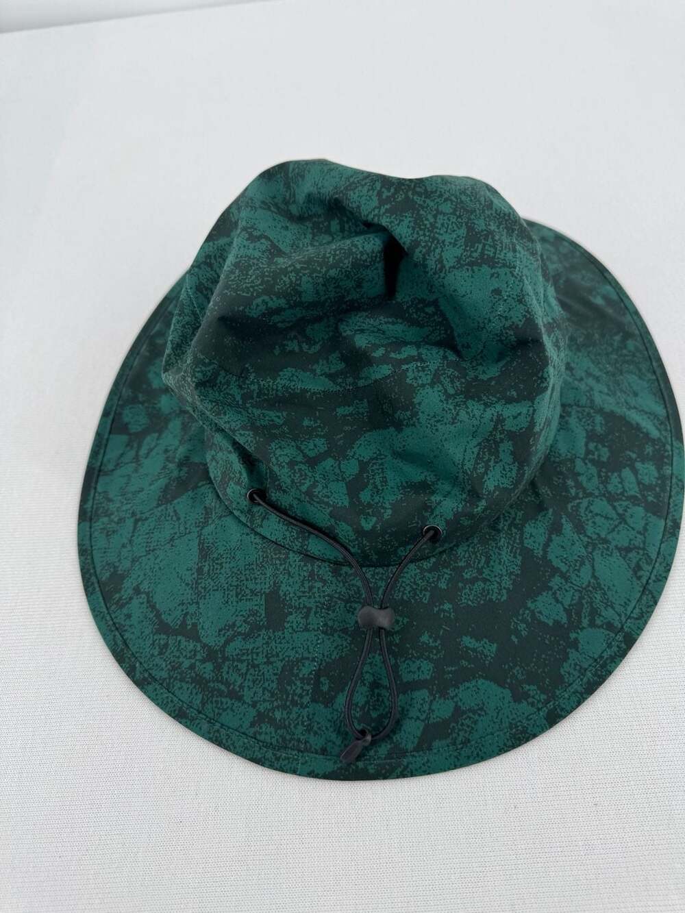 Outdoor Research Stratoburst Rain Hat Size L Green Black Waterproof